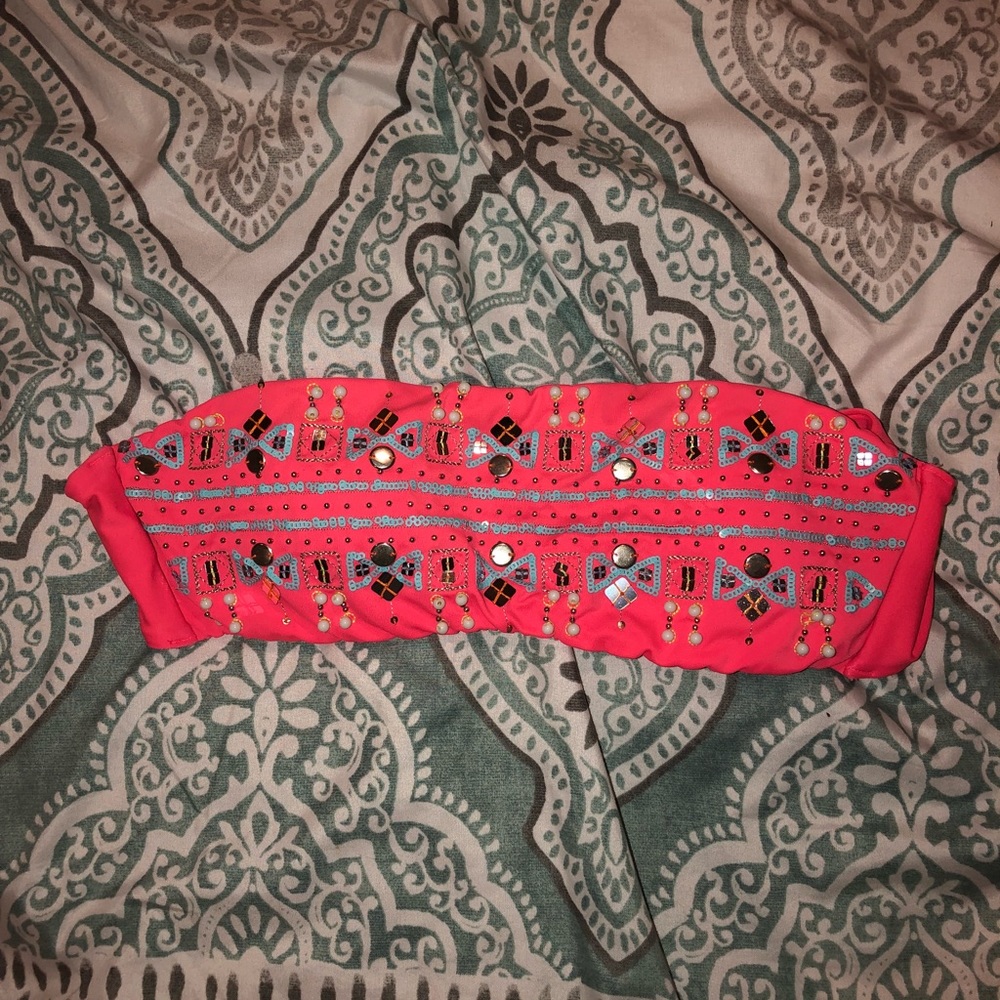 Victoria’s Secret bikini top